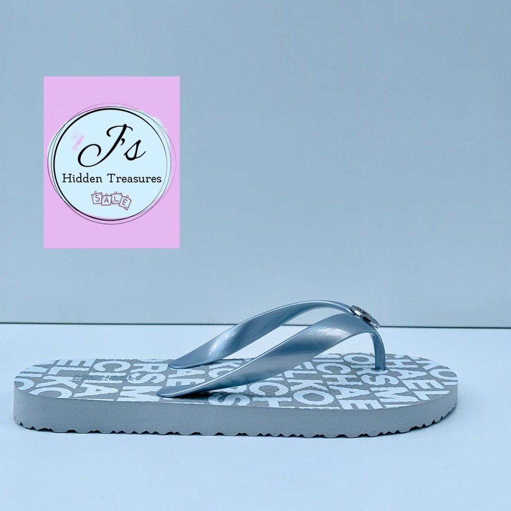 Micheal Kors White/ Silver Flip Flop /Silver logo
